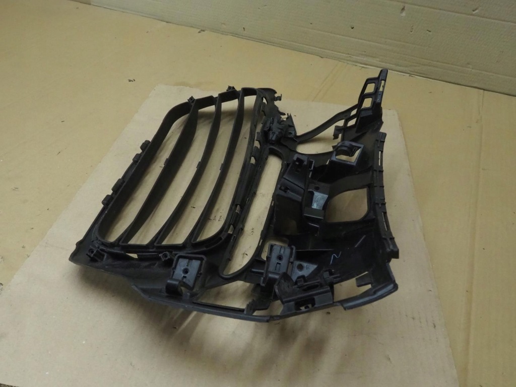 Porsche cayman boxster 982 718 решётка бампера правый  перед 982807684 с Разборки