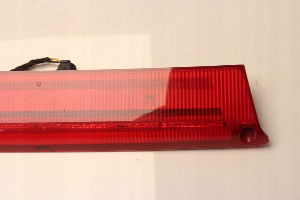 фото №4, Ford focus mk3 hb 2010r- третий свет стоп стоп-сигнал подножка