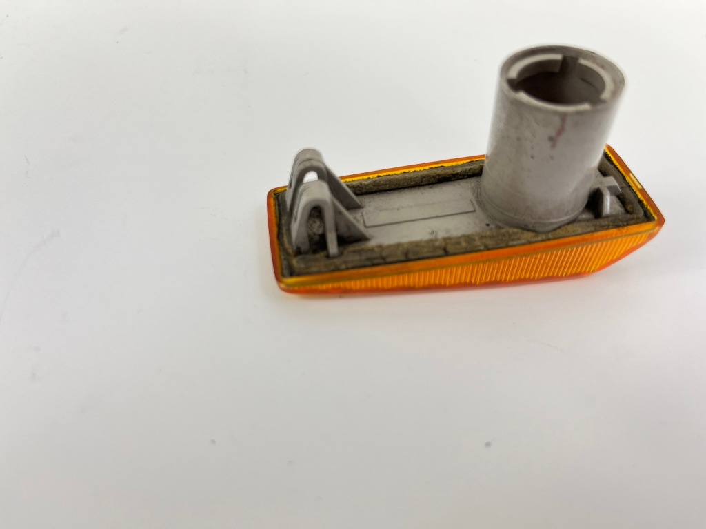 Поворотник w крила поворотник поворотник передній перед mercedes w124 Доставка