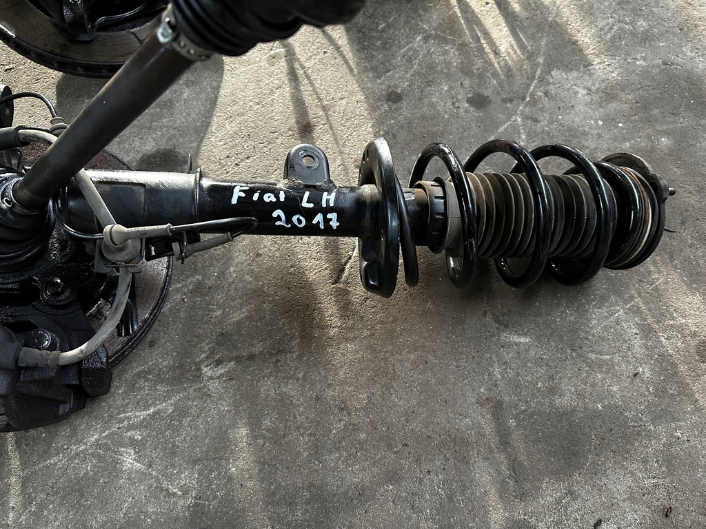 фото №5, Амортизационная стойка амортизатор суппорт диск поворотный кулак fiat doblo iii 2010-2016r