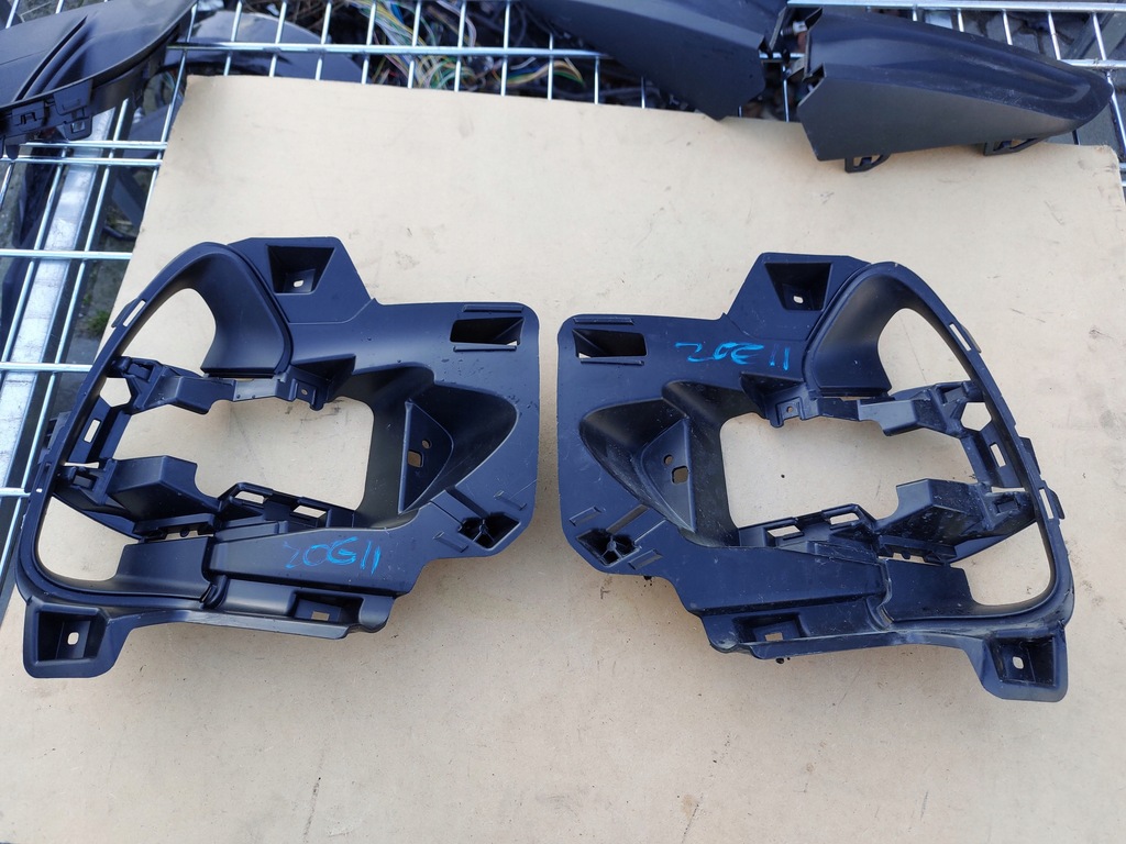 фото №1, Решітка рамка напрямна бампера rprzód renault zoe ii