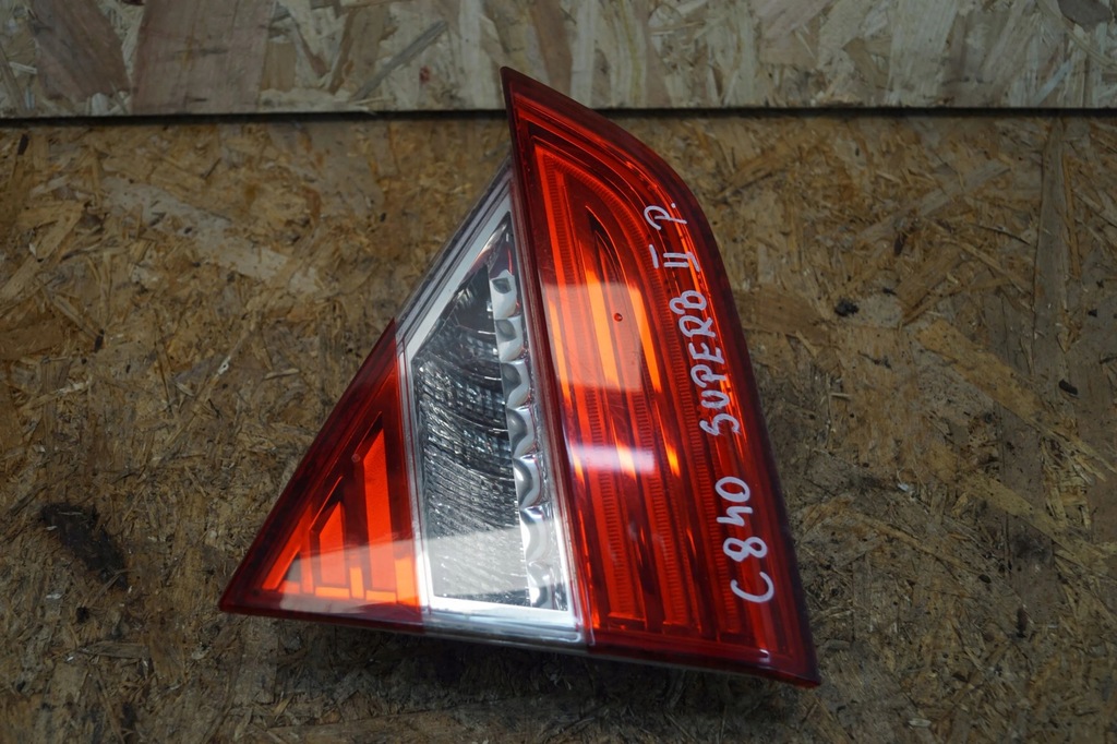 фото №6, Лампа правый задняя skoda superb ii lift sedan 3t5945094b