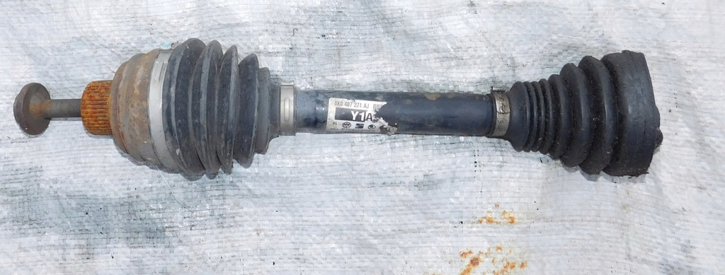 фото №1, Audi a4 b8 приводной вал передняя перед левая правая 8k0407271aj
