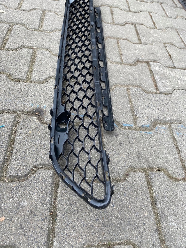 Mercedes gle w163 решётка средняя бампера a1678852604 Недорого