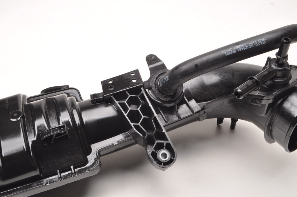 фото №4, Volvo xc60 ii 2.0 t8 труба воздухозаборник воздуха 32146151