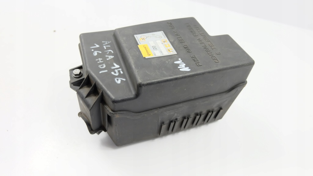 фото №3, Alfa romeo 156 корпус запобіжників