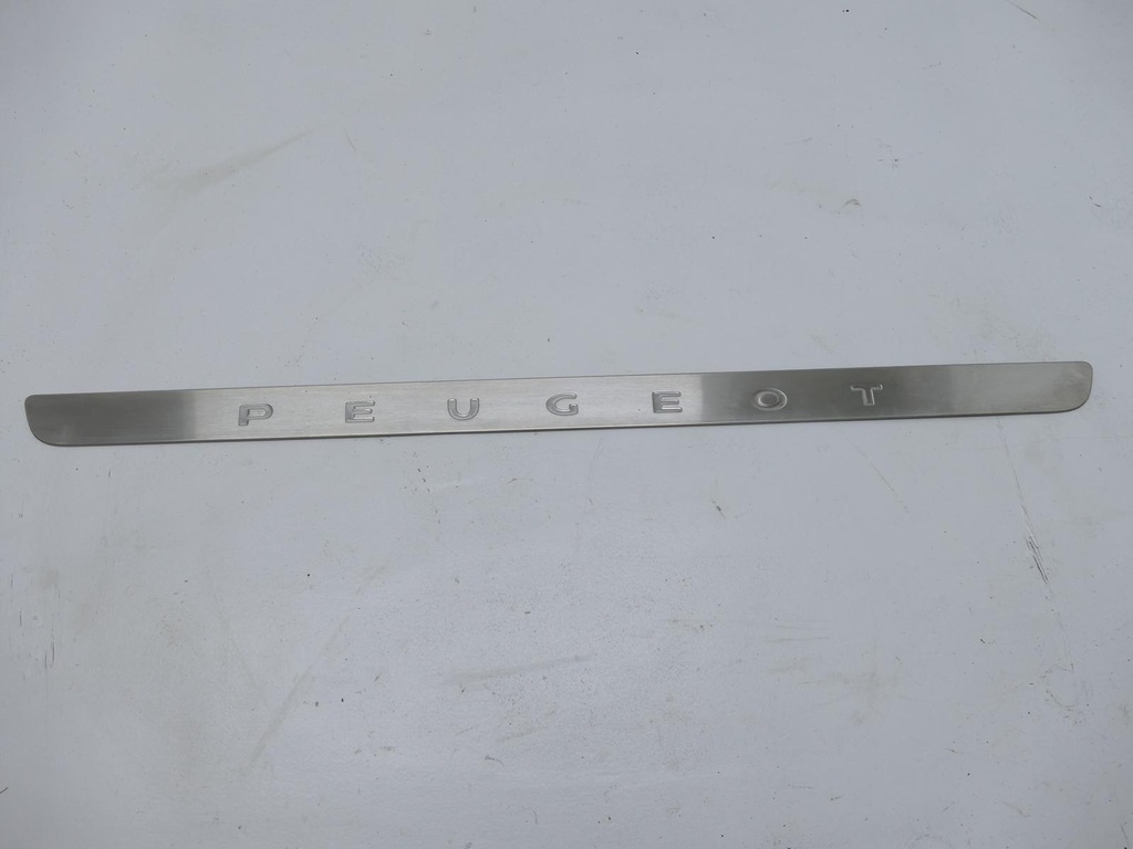 фото №1, Peugeot 308 cc t7 молдинг порог правая накладка хром