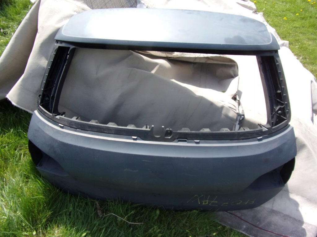 фото №1, Peugeot 308 t9 крышка багажника задняя