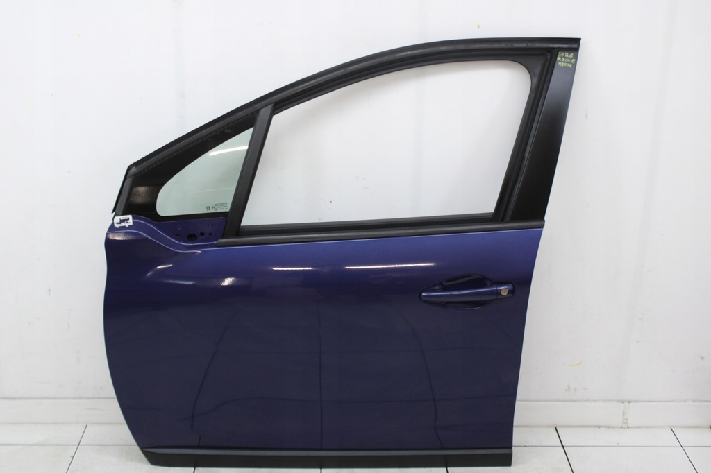 фото №1, Peugeot 2008 i 13r- дверь левая передние левый перед kuc