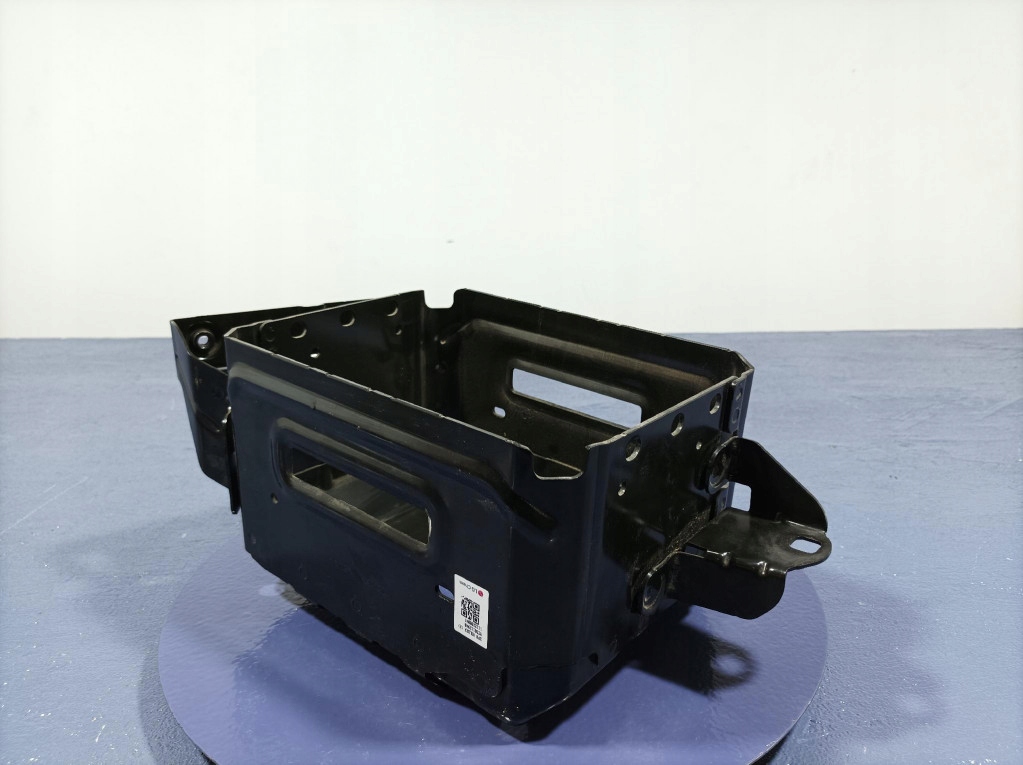 фото №1, Bmw x7 g07 корзина основа акумулятор 8780794