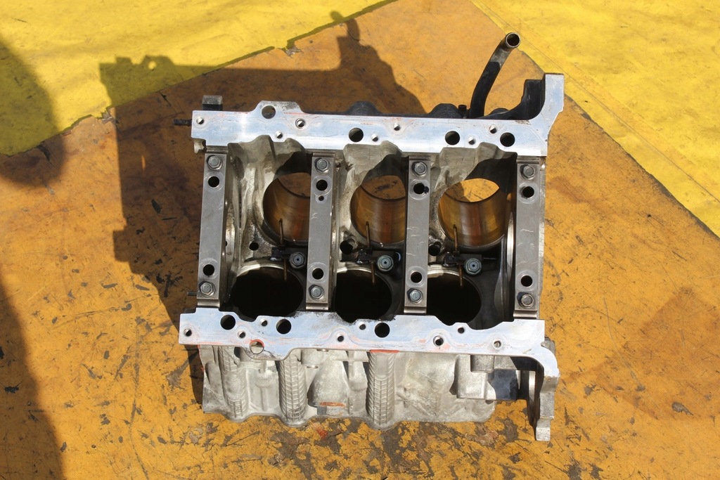 фото №7, Блок двигателя na stolik espace 3.0 dci