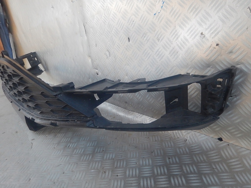 фото №2, Vw t-roc 2ga 17- решётка бампер перед передний 2ga805903d оригинал