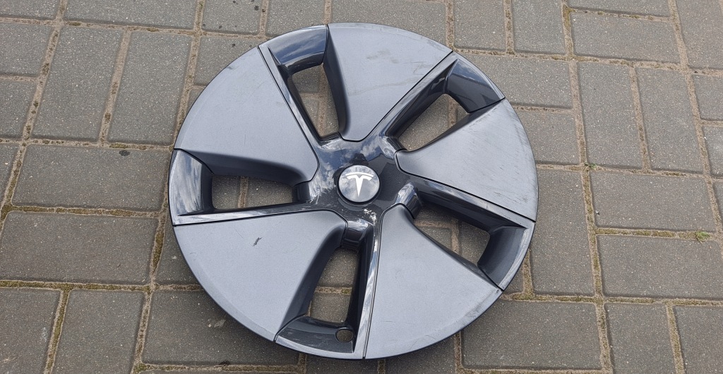 Купить Колпак 18" tesla model 3 1044271 00 a