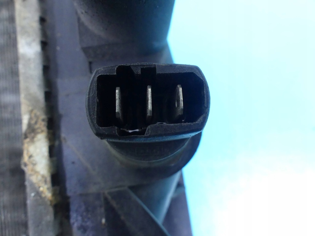 Радиатор воды vw passat b5 8d0121251ac 1.6 wiel Цена