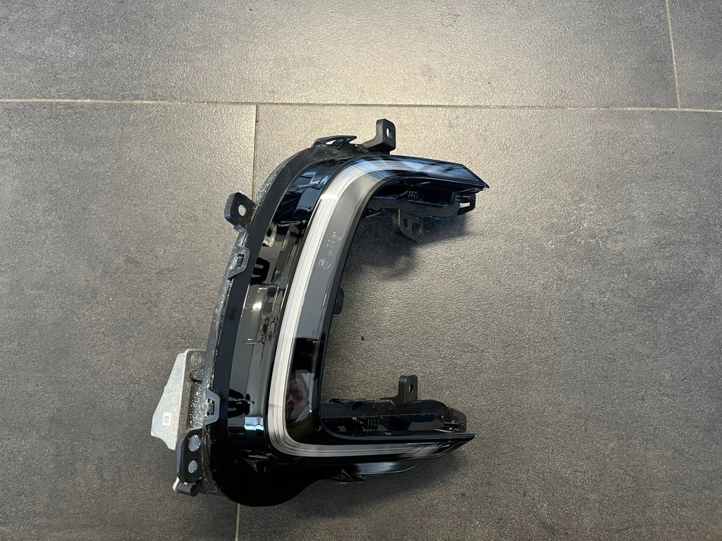 фото №1, Противотуманная фара drl vw e-up e up idelany 12e