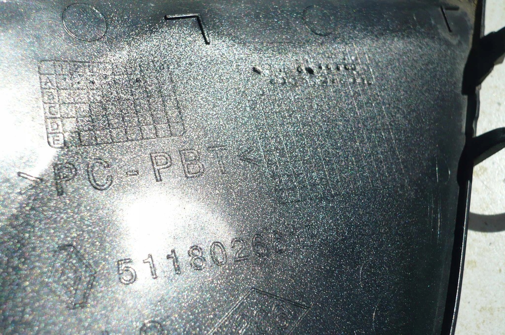 фото №8, Renault captur i lift 2017-19 заглушка фаркоп бампер перед