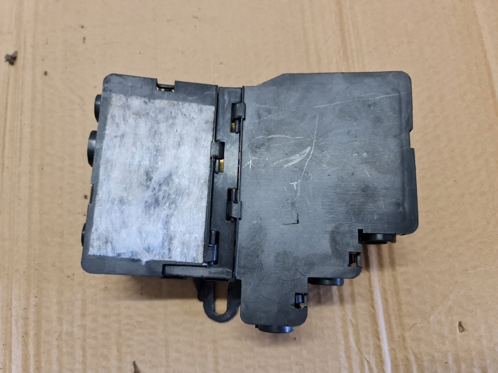 фото №6, Коробка запобіжників vw phaeton 3d0937576a