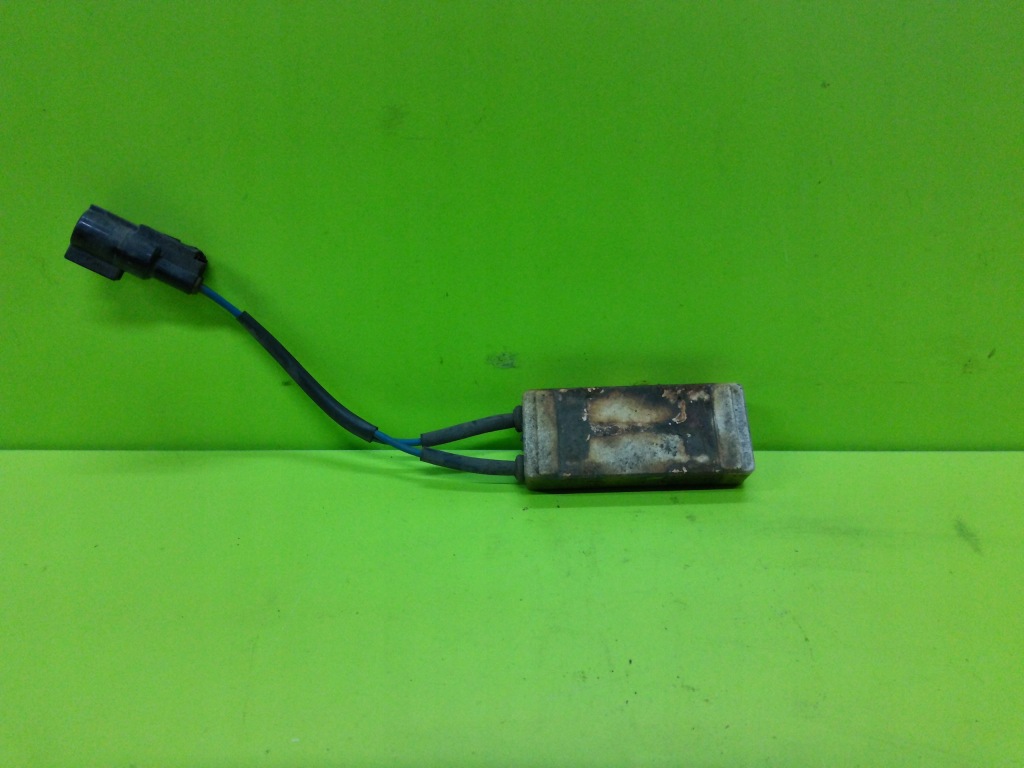 фото №1, Toyota corolla e12 lift 3d 04-07 модуль вентиляторов блок управления