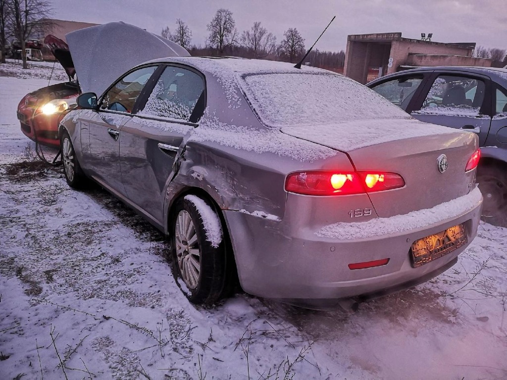 фото №9, Alfa-romeo 159 двигун кришка обігрівача 2007 1.9l eab901