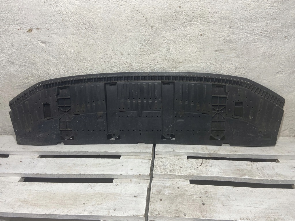 фото №1, Плита захист pod бампер audi q3 8u0807233a