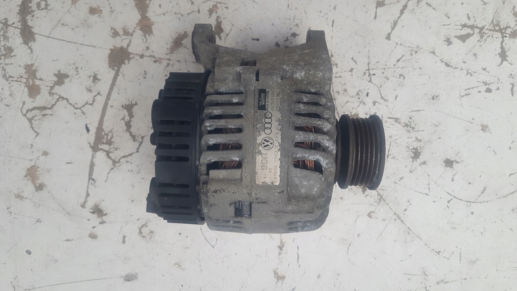 Купити Генератор audi a4 b5 wv passat 058903016e