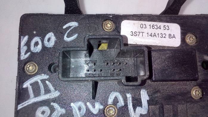 фото №9, Панель скло лівий перед ford mondeomk3 3s7t14a132ba