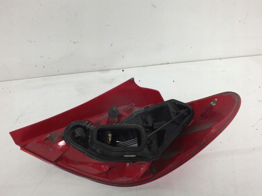 фото №5, Peugeot 207 hb лампа левый задняя