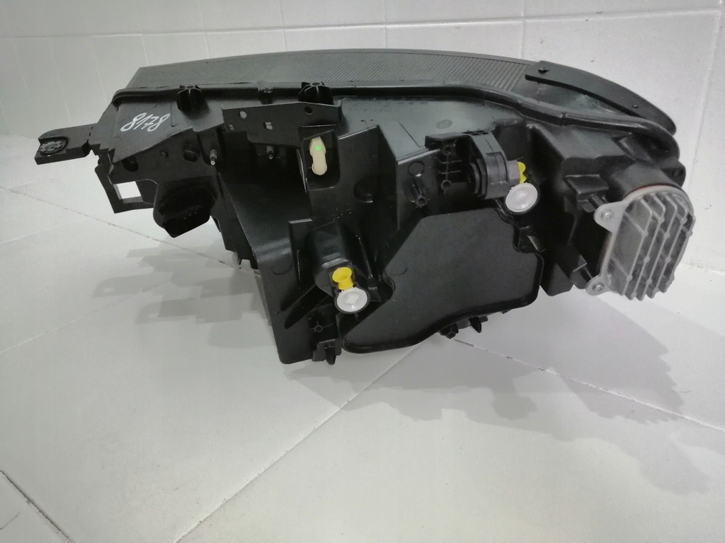 фото №13, Лампа права передня перед vw id.4 id.5 hal 8178