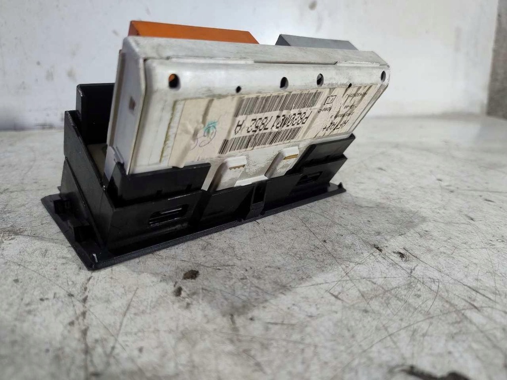 фото №3, Дисплей renault safrane 8200017852