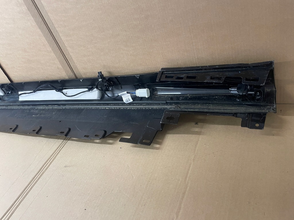 фото №5, Bmw 7 g70 i7 молдинг порог левая nowa оригинал 9464161 идеальное состояние