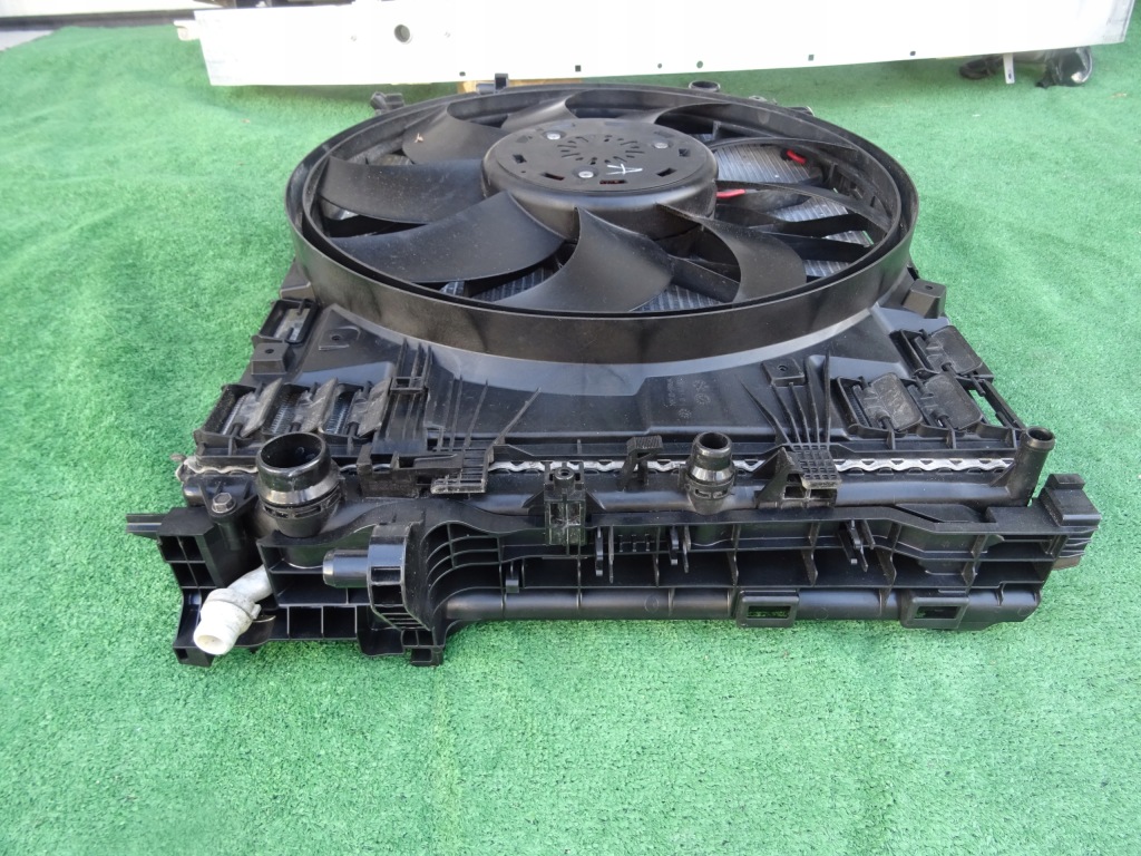 фото №10, Pas передний радиатор вентилятор w222 amg s63 lift