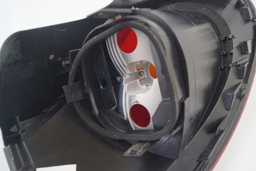 фото №8, Лампа правая задняя задняя fiat bravo ii 2 51757542 europa