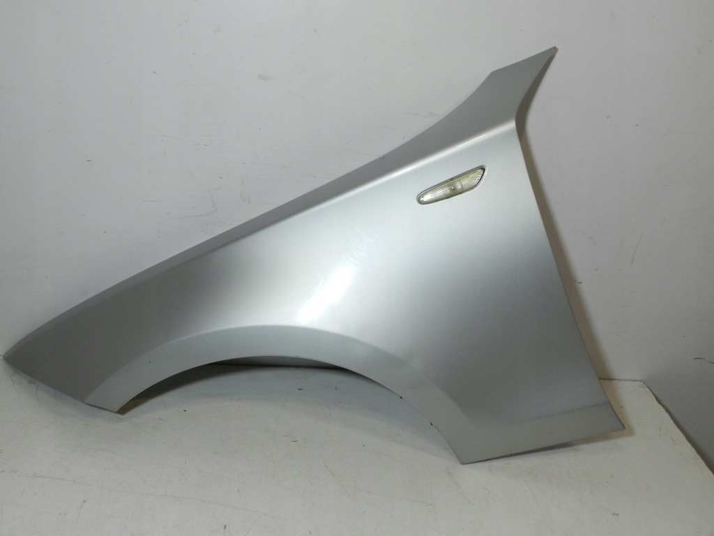 фото №8, Bmw 1 e81 e87 lift 07-11 бампер капот крила kompletny перед titansilber