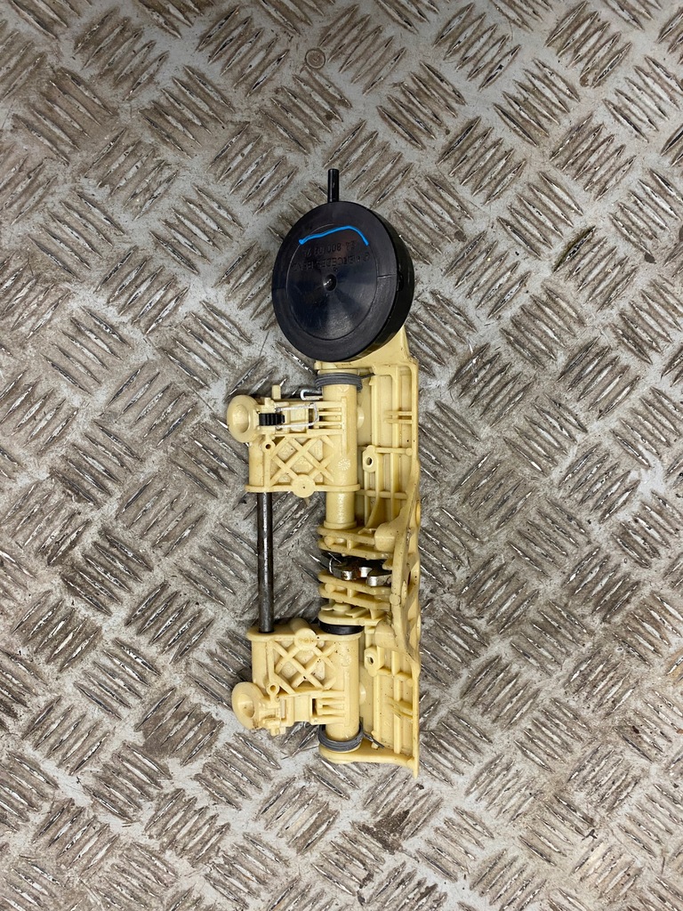 фото №8, Клапан вакууму mercedes w124 coupe 1248000675