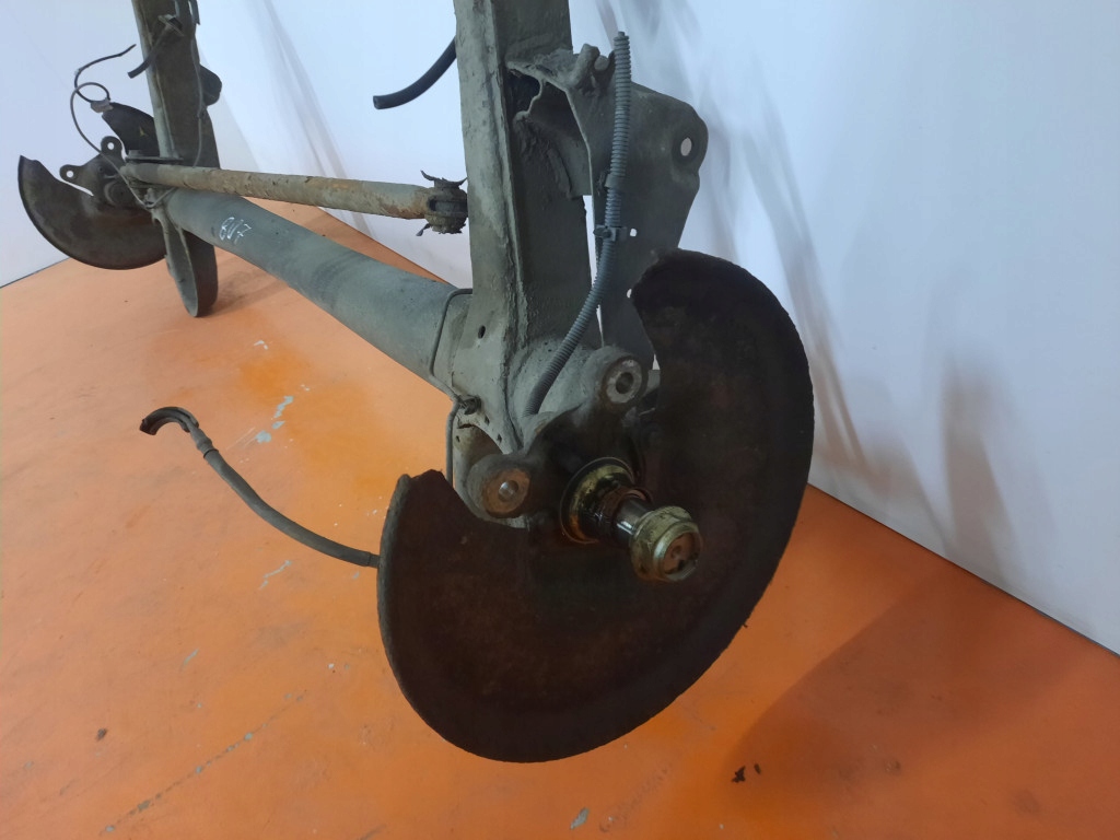 Купити Peugeot 807 2.2 hdi 02-07 балка підвіска задній задня 4hw 10dz33