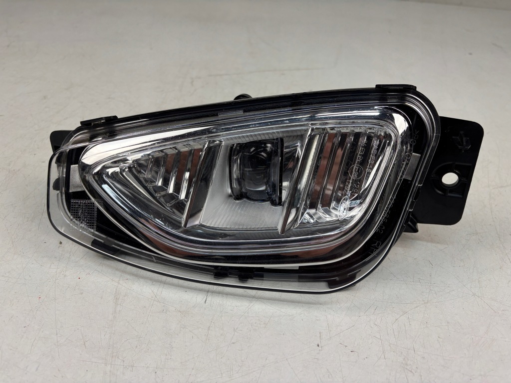 фото №1, Противотуманная фара led правый ford kuga mk3 escape iv lj6b-15a254-bb