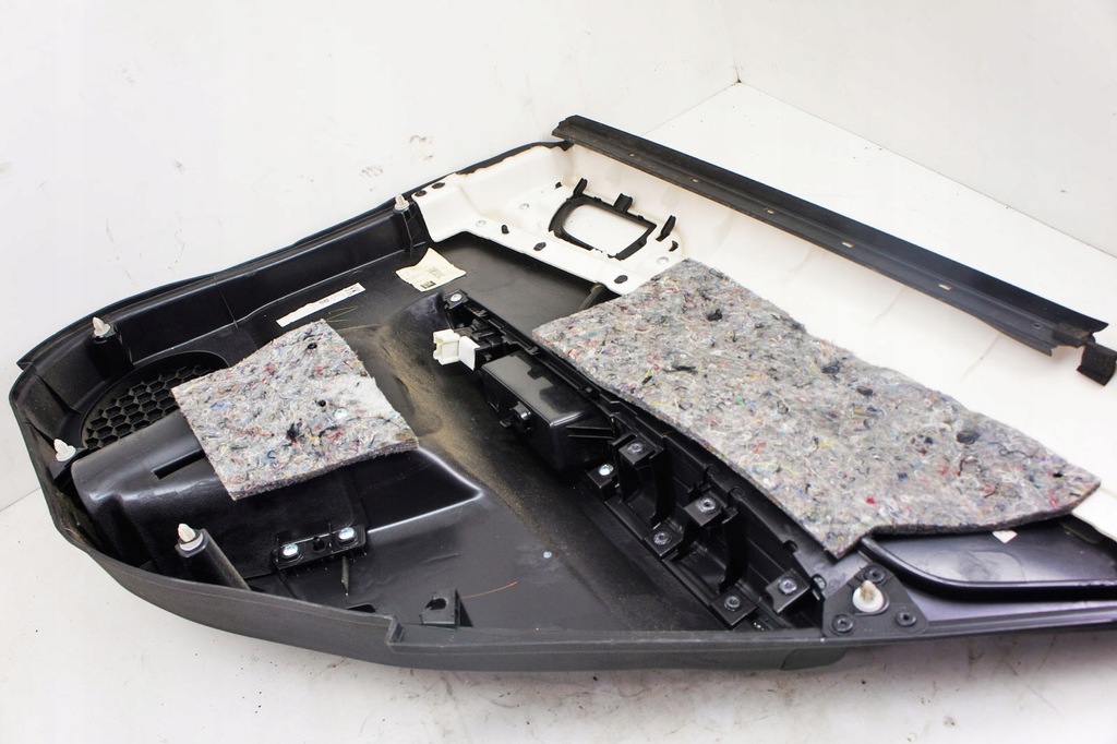 фото №5, Kk117 subaru xv i обшивка дверь левый задняя