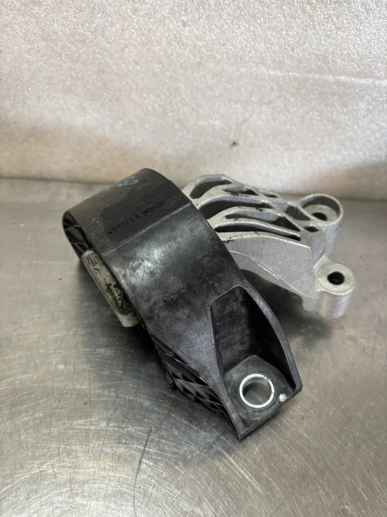 фото №1, Кронштейн подушка двигателя master iii iv z.e 112840347r