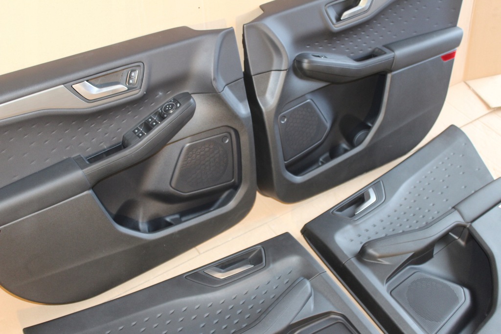 фото №10, Сиденья комплект jak nowe ford kuga mk3 titanium