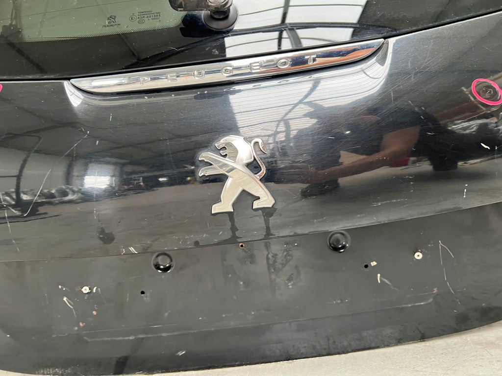 фото №10, Крышка багажника задняя багажника peugeot 208 i
