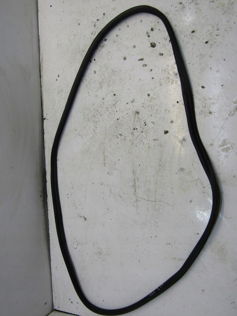 фото №1, Прокладка задняя крышки багажника citroen c3 iii