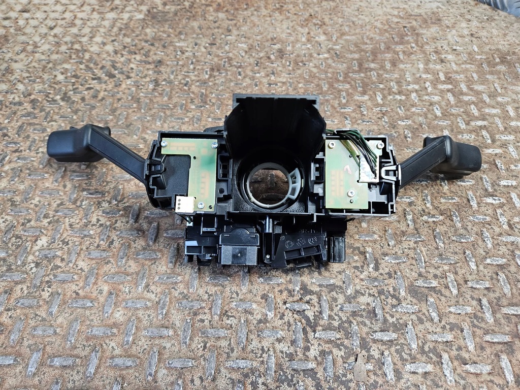 фото №8, Volkswagen tiguan allspace 2018 панелі керування, перемикачі