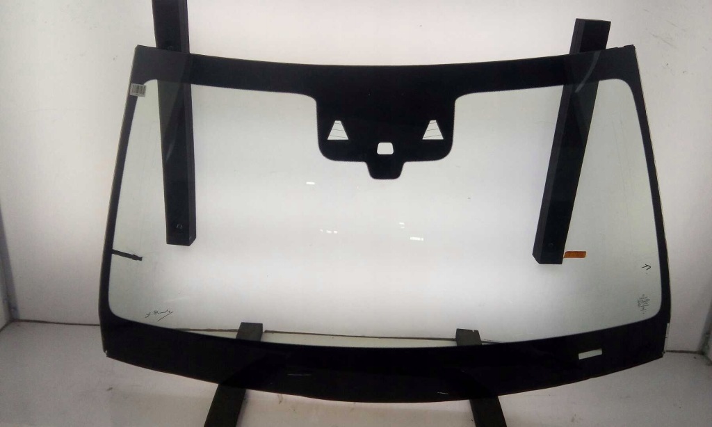 Купити Скло лобове mercedes glc hud 2015- датчик оригінал