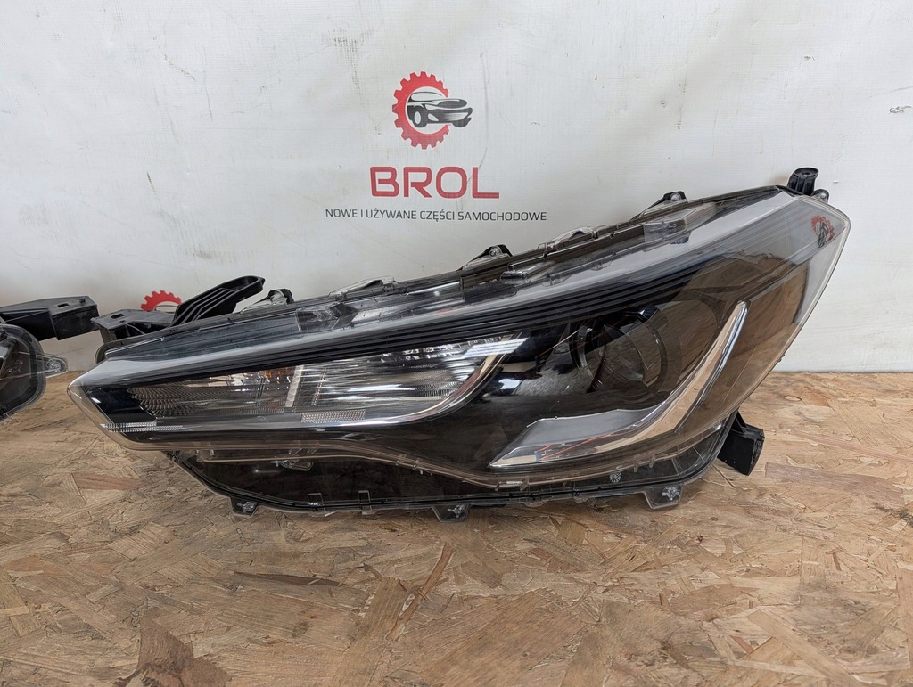 фото №11, Бампер pas передній лампи комплект toyota corolla cross 22- 2.0 vvti