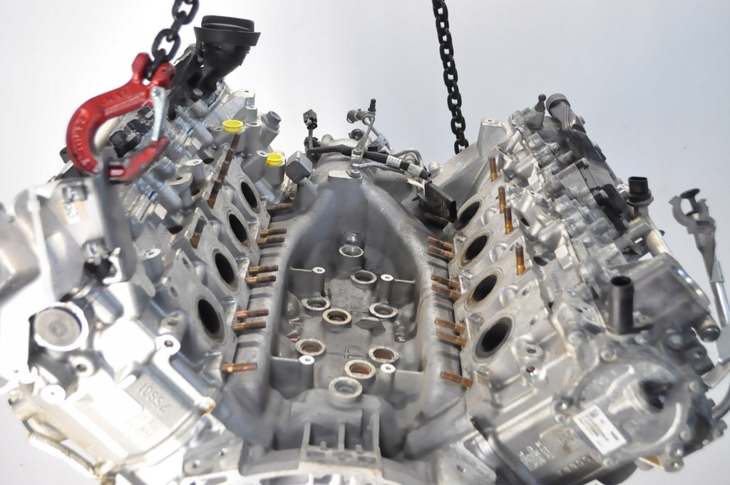 фото №10, Aston martin db11 4.0 v8 375kw 510km двигатель 177950 65 tys km