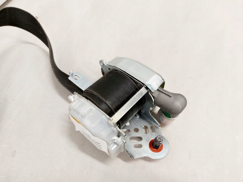 фото №10, Hyundai i30 ii 5d pas безпеки правий перед