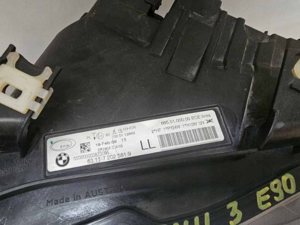 Купить Лампа левая передняя bmw seria 3 e90 e91 lift 631172025819 направляющая