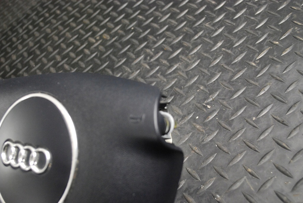 фото №6, Подушка подушка безопасности водителя audi a4 b6 8e0880201l