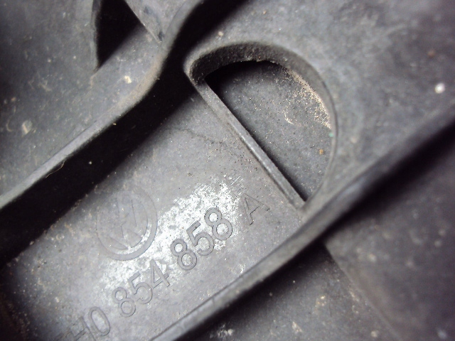 фото №4, Брызговик правый задняя vw golf viii hb