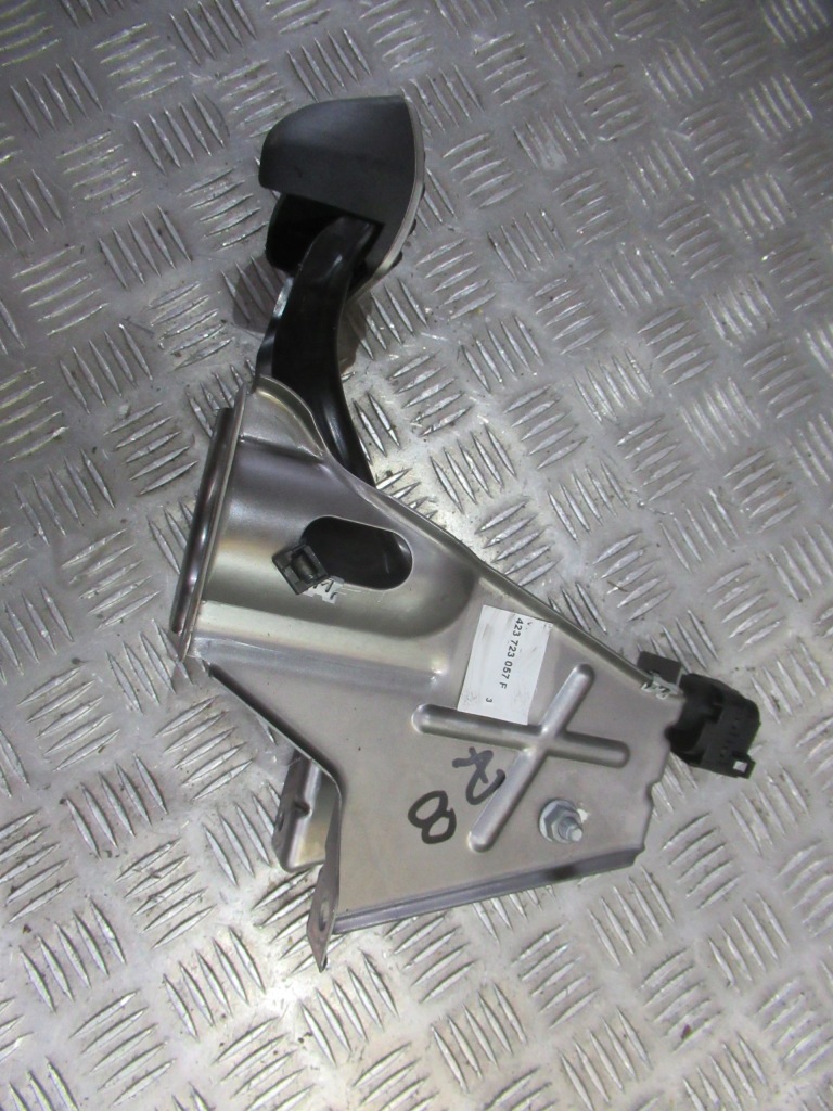 фото №3, Audi r8 5.2 педаль гальма 423723057f